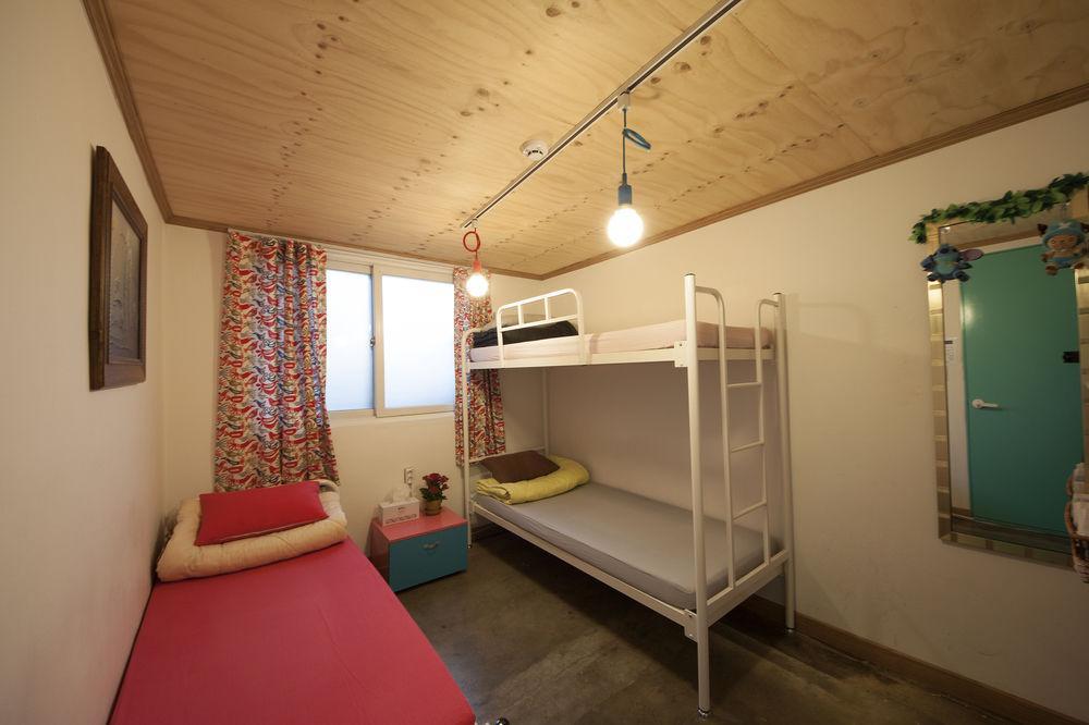 Hongdae Lazy Fox Hostel In Seoul Eksteriør bilde
